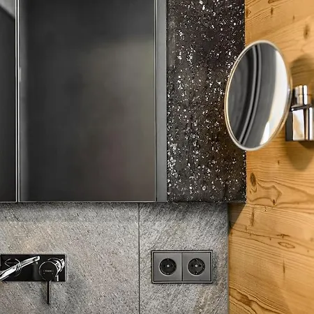 Luxurioese Seelage * فريدريشسهافن